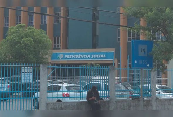 Prédio do INSS: exclusão no site