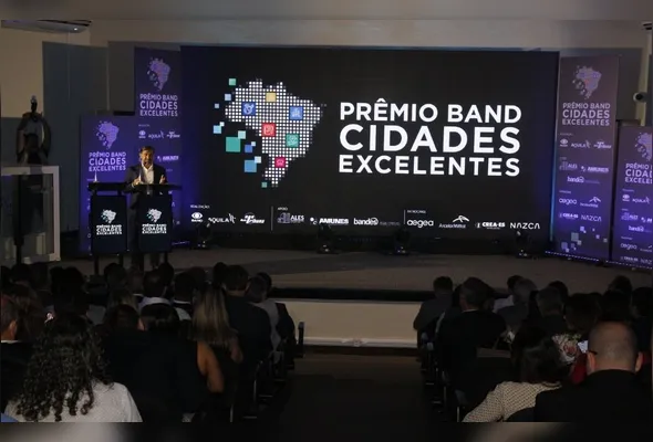 Imagem ilustrativa da imagem Prêmio destaca ações das cidades nas áreas de "Infraestrutura e Mobilidade Urbana"