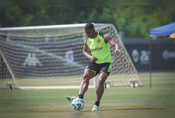 Rayan se despede com 99 jogos no profissional, 25 gols e 2 assistências