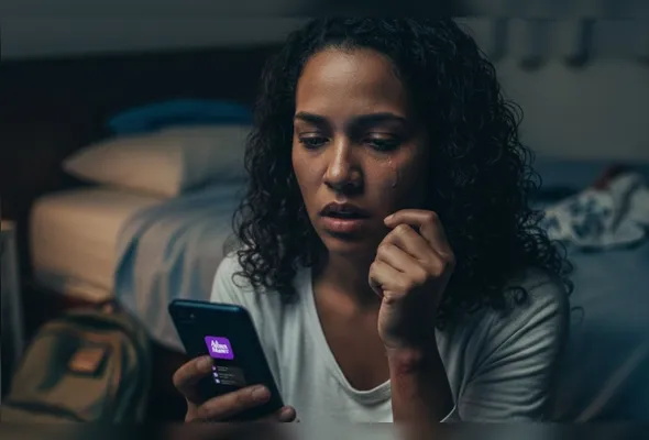 O botão Alerta Mulher avisa na hora a quem você confia que você está em perigo