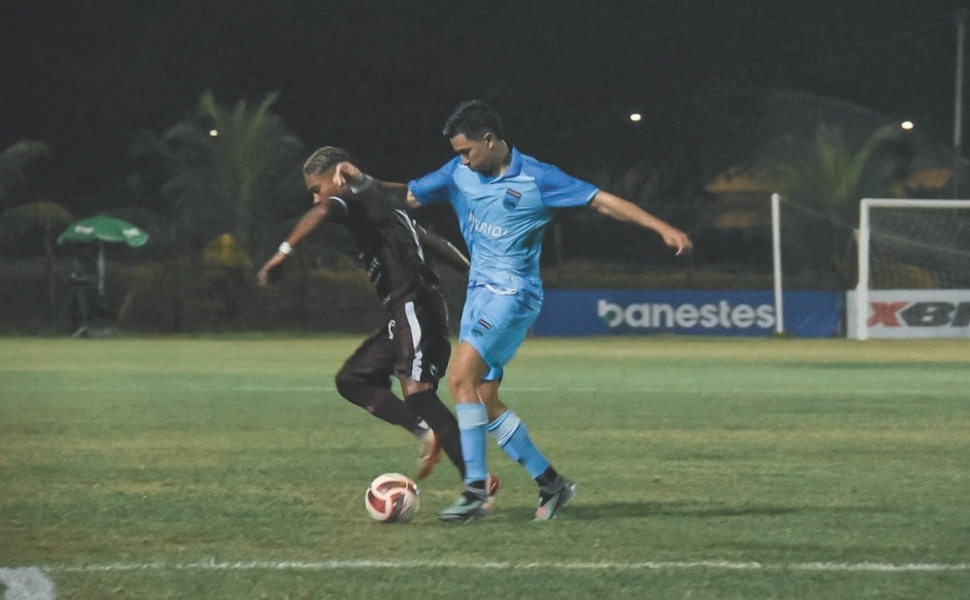 Vilavelhense bate a Desportiva e sai da lanterna no Capixabão