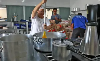 Imagem ilustrativa da imagem Após 3 anos, governo Lula reajusta valores para alimentação escolar pela inflação