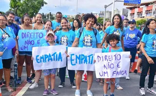 Imagem ilustrativa da imagem Associação de Amigos dos Autistas faz caminhada na Praia de Camburi neste domingo