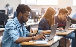 Imagem ilustrativa da imagem Bolsas para projetos desenvolvidos por universitários. Saiba como se inscrever