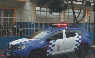 Imagem ilustrativa da imagem Botão do pânico e aulas suspensas: o que se sabe sobre ataque em escola de Vitória