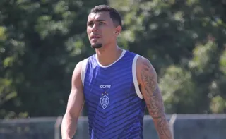 Imagem ilustrativa da imagem Carlinhos retorna para a quarta passagem pelo Vitória