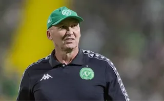 Imagem ilustrativa da imagem Chapecoense confirma e Gilmar Dal Pozzo é o nono técnico demitido da Série A
