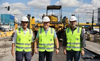 Imagem ilustrativa da imagem Corredor para ônibus na Avenida Carlos Lindenberg terá 12 pontos de parada