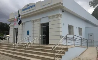 Imagem ilustrativa da imagem Delegado é preso por importunação sexual contra adolescente