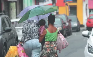 Imagem ilustrativa da imagem ES tem 57 pessoas fora de casa e novo alerta de chuva intensa