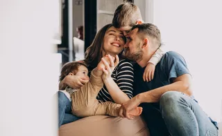 Imagem ilustrativa da imagem Efeito da política na família