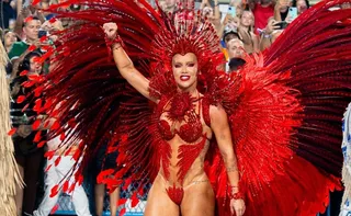 Imagem ilustrativa da imagem Estreia tumultuada de Virginia e sambas fortes marcam última noite de desfiles