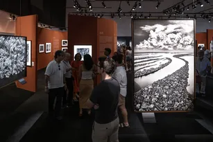 Imagem ilustrativa da imagem Exposição “Amazônia”, de Sebastião Salgado, movimenta o Cais das Artes, em Vitória