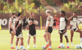 Imagem ilustrativa da imagem Flamengo busca confirmar vaga na decisão do Estadual