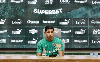 Imagem ilustrativa da imagem Fluminense apresenta Savarino e jogador cita mágoa com Botafogo