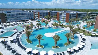 Imagem ilustrativa da imagem GAV Resorts abre 98 vagas de emprego para Muro Alto, em Ipojuca