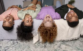 Imagem ilustrativa da imagem Geração Z prefere dormir bem do que fazer sexo, aponta pesquisa