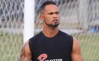 Imagem ilustrativa da imagem Goleiro Bruno acerta com time do Acre que tem 4 investigados por estupro