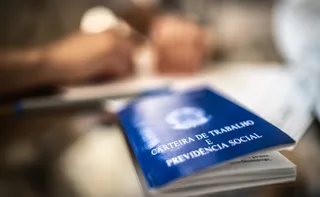 Imagem ilustrativa da imagem Governo Federal avalia novo projeto sobre o fim da escala 6x1