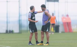 Imagem ilustrativa da imagem Grêmio e Galo duelam em meio a decisões pelos Estaduais