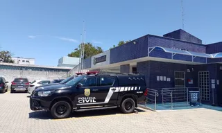 Imagem ilustrativa da imagem Homem é preso por bater cabeça de companheira em estaca