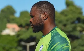 Imagem ilustrativa da imagem Lucão celebra titularidade no gol do Vitória