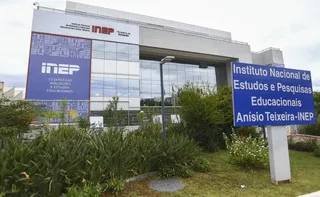 Imagem ilustrativa da imagem MEC prorroga prazo para pedir isenção da taxa de inscrição do Enem