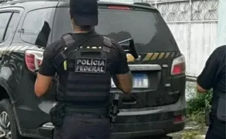 Imagem ilustrativa da imagem Mãe é presa por abusar das filhas e postar vídeos delas em fóruns virtuais