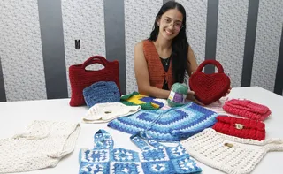 Imagem ilustrativa da imagem Moda do crochê vira hobby e negócios entre os jovens