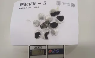 Imagem ilustrativa da imagem Mulher é presa tentando entrar com haxixe dentro de camisinha em presídio no ES