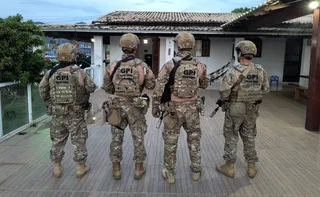 Imagem ilustrativa da imagem PF faz operação contra tráfico de drogas e lavagem de dinheiro em Guarapari