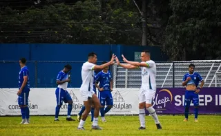 Imagem ilustrativa da imagem Porto Vitória decide nos pênaltis após goleada e elimina o Vitória