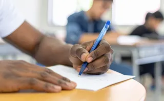 Imagem ilustrativa da imagem Processo seletivo no Governo do ES com salários de até R$ 4,5 mil e prova em junho