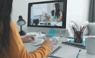 Imagem ilustrativa da imagem Quatro em cada 10 alunos de ensino a distância desistem da graduação