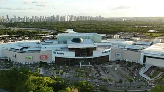 Imagem ilustrativa da imagem Recife: RioMar e empresa de segurança são condenados por barrar adolescentes negros