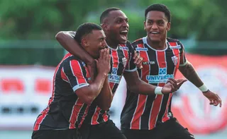 Imagem ilustrativa da imagem Serra volta à final do Capixabão após 8 anos