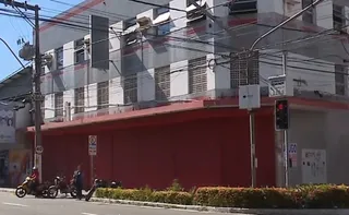 Imagem ilustrativa da imagem Suspeito é encontrado dormindo em imóvel após furto de fios em Vila Velha