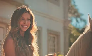 Imagem ilustrativa da imagem TV Tribuna/ Band: Dona Beja cavalga nua pelas ruas de Araxá