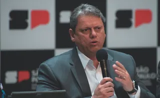 Imagem ilustrativa da imagem Tarcísio apoia PEC e diz que reeleição faz “mal ao Brasil”