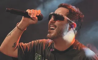 Imagem ilustrativa da imagem Trio elétrico no domingo com show do Tomate na Praia de Camburi