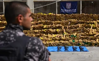 Imagem ilustrativa da imagem Vídeo mostra bunker onde 48 toneladas de maconha foram encontradas pela polícia