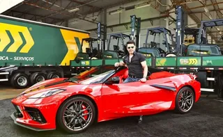 Imagem ilustrativa da imagem Zezé Di Camargo exibe novo carro de luxo avaliado em R$ 1,5 milhão