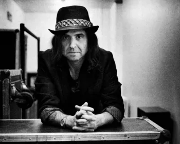 Imagem ilustrativa da imagem Phil Campbell, guitarrista do Motörhead, morre aos 64 anos