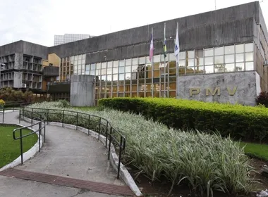 Imagem ilustrativa da imagem Duas mil vagas para virar servidor no ES e ganhar até 10 mil reais