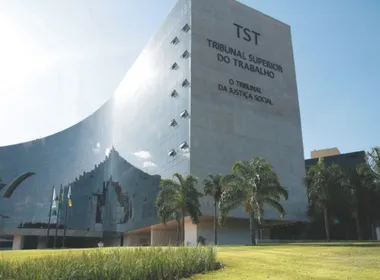 Imagem ilustrativa da imagem Etarismo motiva mais de 3.400 ações na Justiça