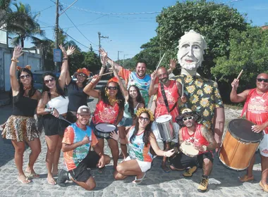 Imagem ilustrativa da imagem “Sextou”: Carnaval com trios elétricos, blocos e shows de graça na Grande Vitória