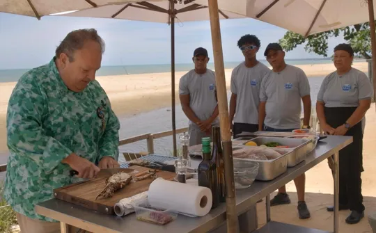 Imagem ilustrativa da imagem Pesadelo na Cozinha: Erick Jacquin ataca em Porto Seguro
