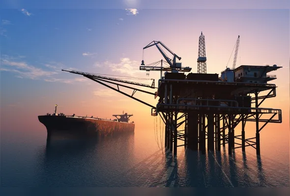 Imagem ilustrativa da imagem Após abrir em alta, preço do petróleo cai, mas ainda segue acima de US$ 100