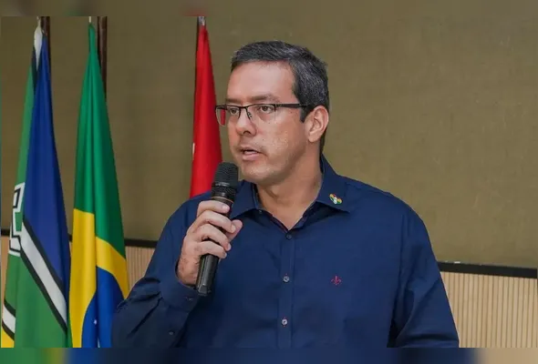Dr. Furlan declarou que renunciou à prefeitura porque vai concorrer ao cargo de governador do estado