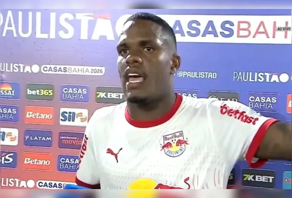 Gustavo Marques, zagueiro do Bragantino, deu declaração machista após a derrota para o São Paulo criticando a árbitra do jogo